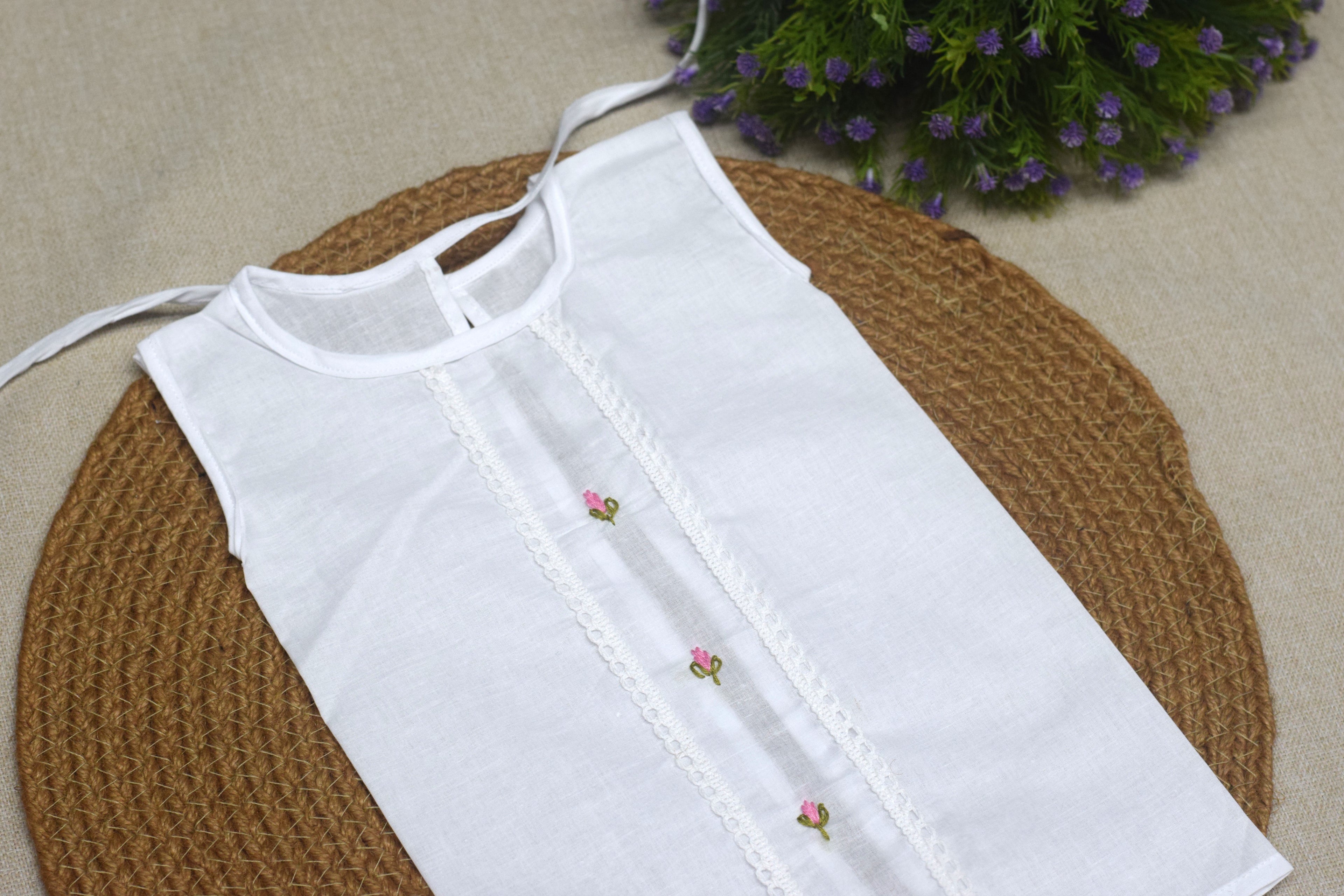 Kids Kerala Kettuduppu Blouse – Classic White with Floral Embroidery (3 Designs)