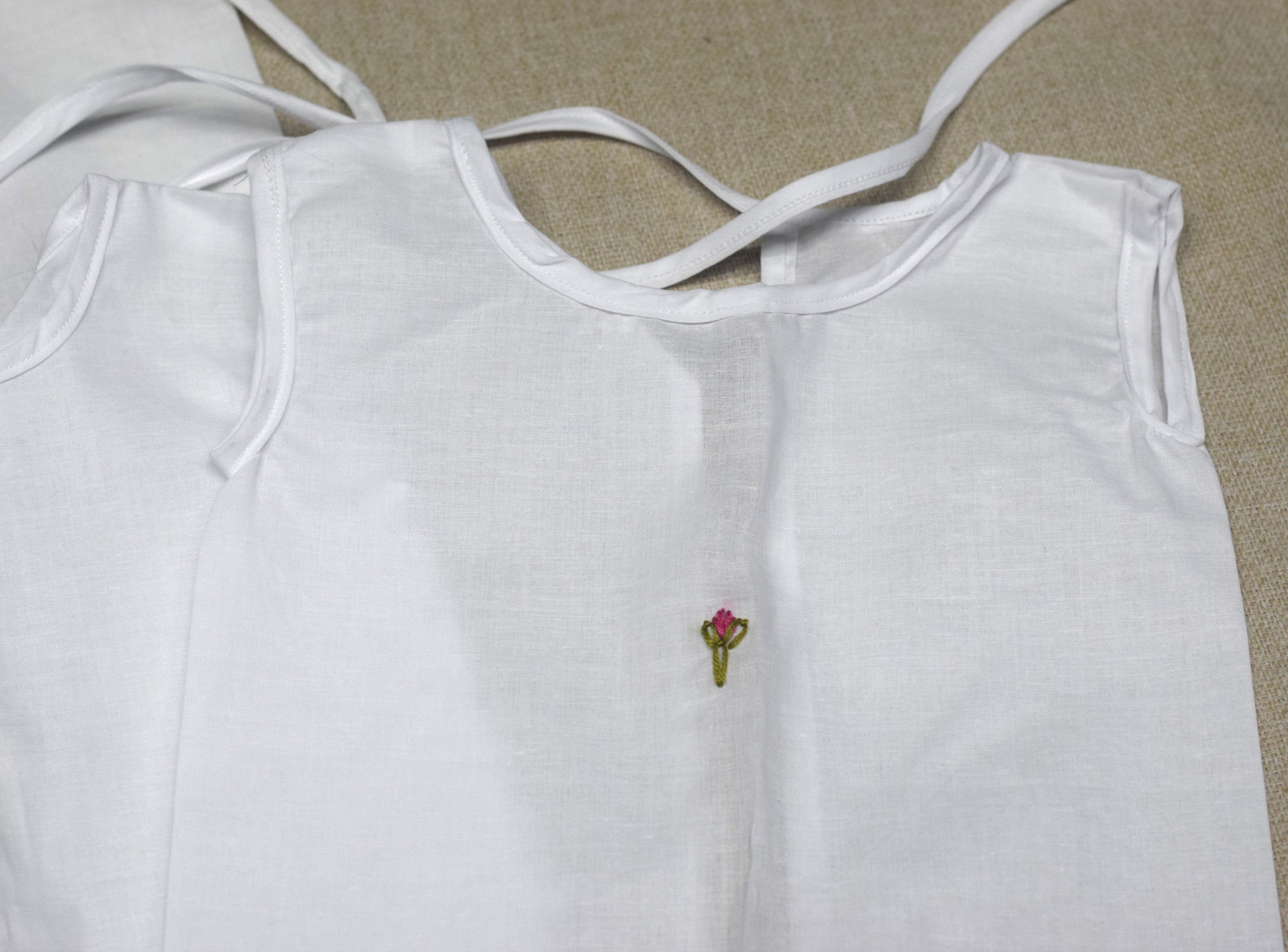 Kettuduppu 6 Traditional Baby Vest Set – Soft White Cotton Sleeveless Innerwear