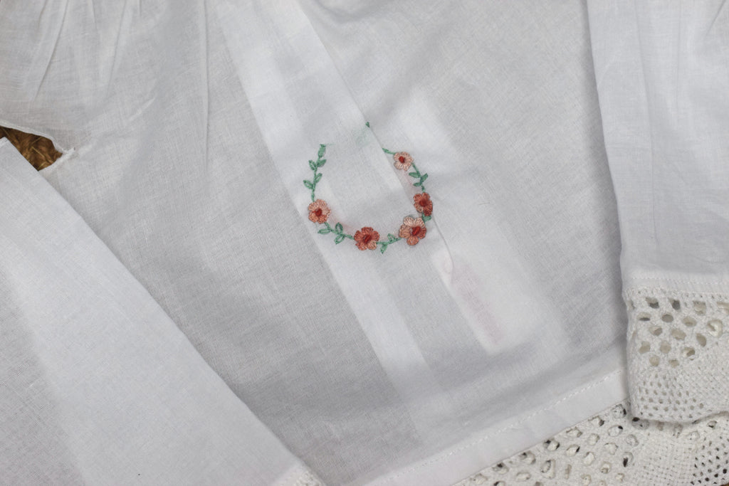 Kids Kerala Kettuduppu  – White Cotton with 3 Color Hand Embroidery & Lace Border