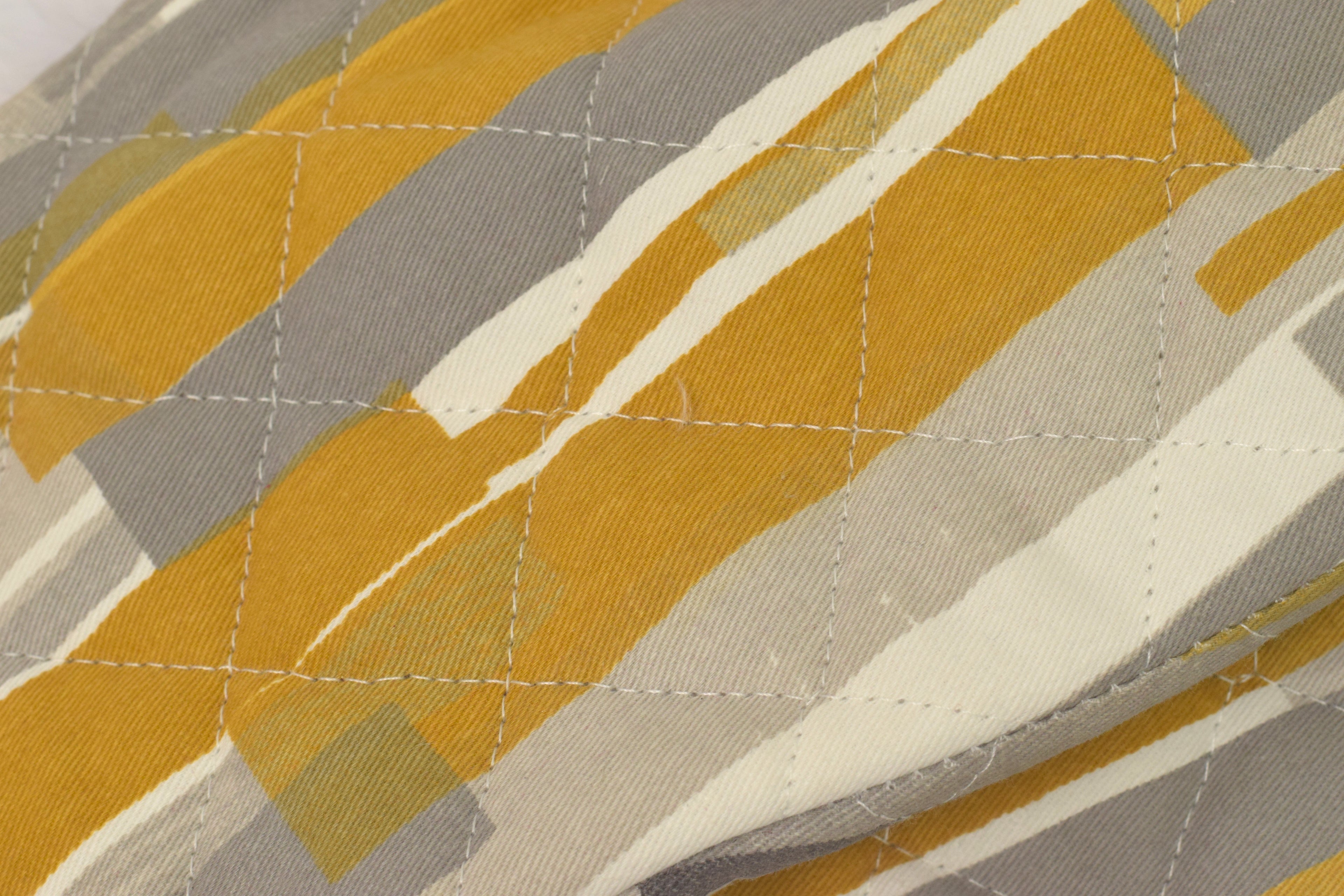 Modern Abstract Cotton Oven Gloves – Heat Resistant Kitchen Mitts (Set of 2)