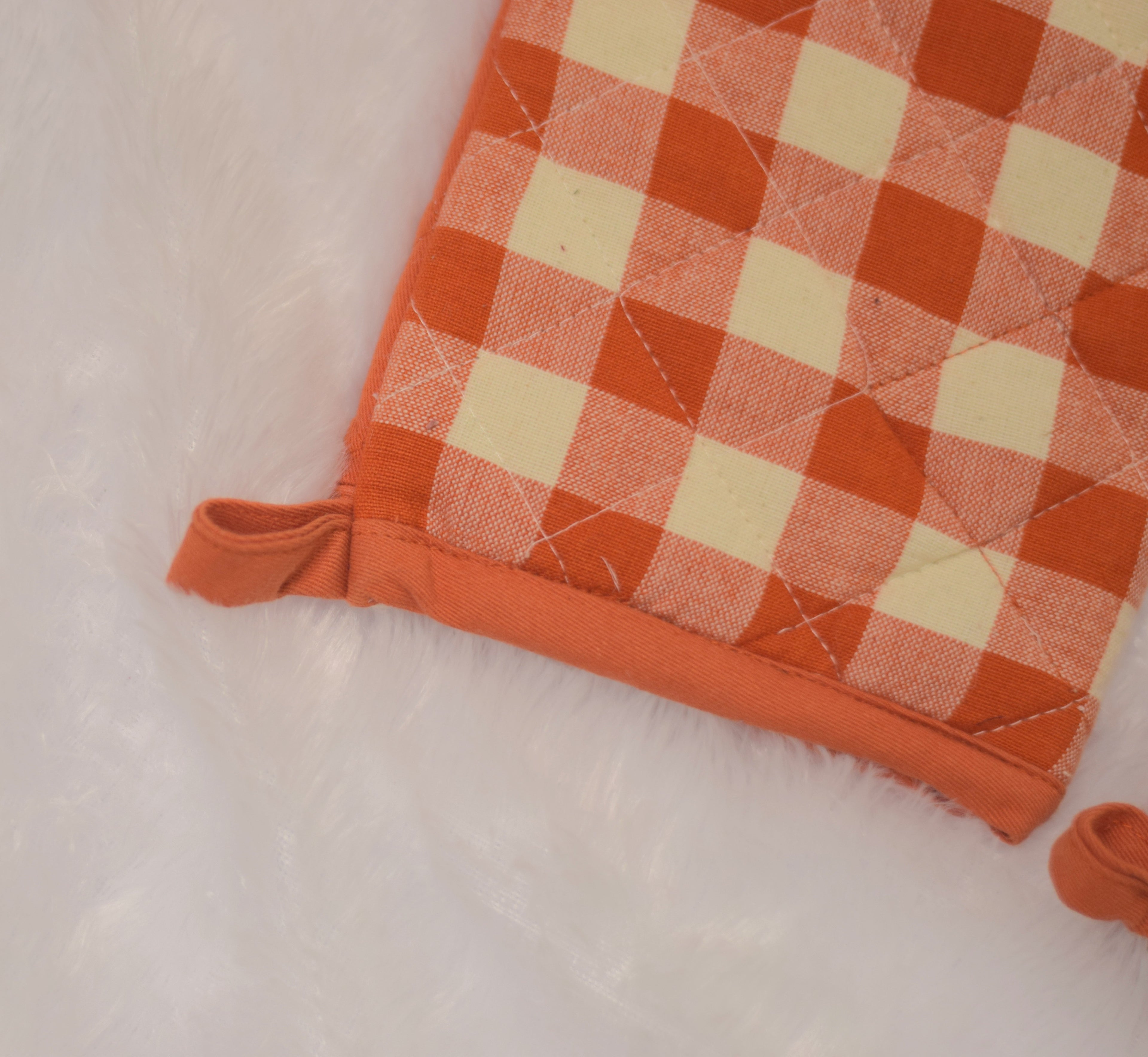 Rustic Checkered Cotton Oven Gloves – Set of 2