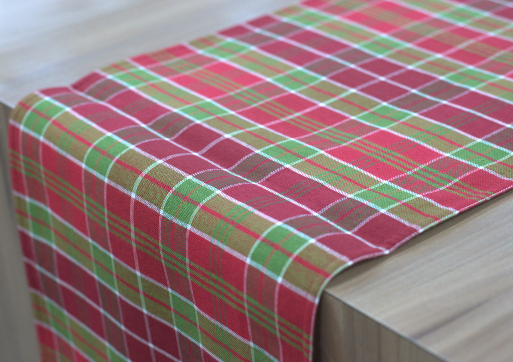 Red & Green Classic Plaid Table Runner – 185 x 35 cm