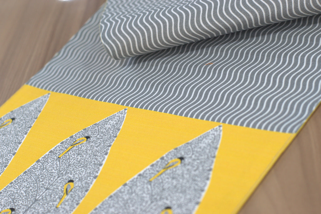 Modern Grey & Yellow Leaf Design Table Runner – 180 × 30 cm - View 3 - Nushio