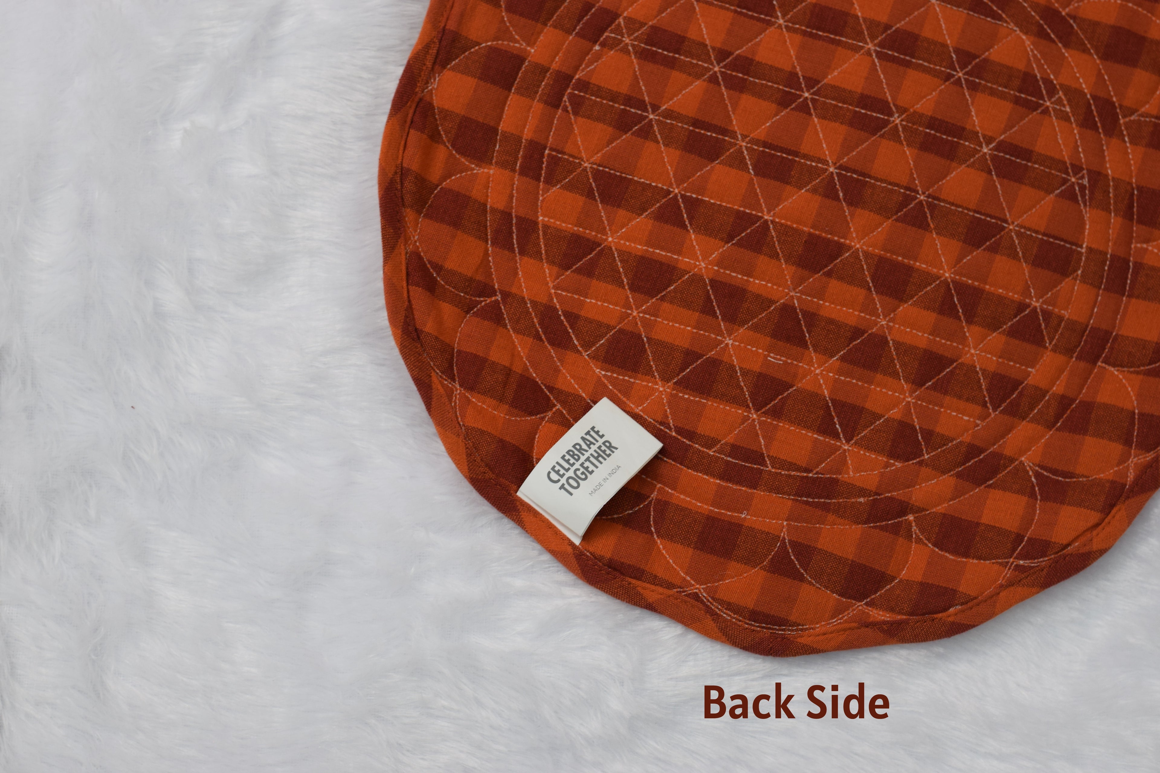 Autumn Leaf Round Table Mat – Quilted Cotton Dining Décor | Nushio