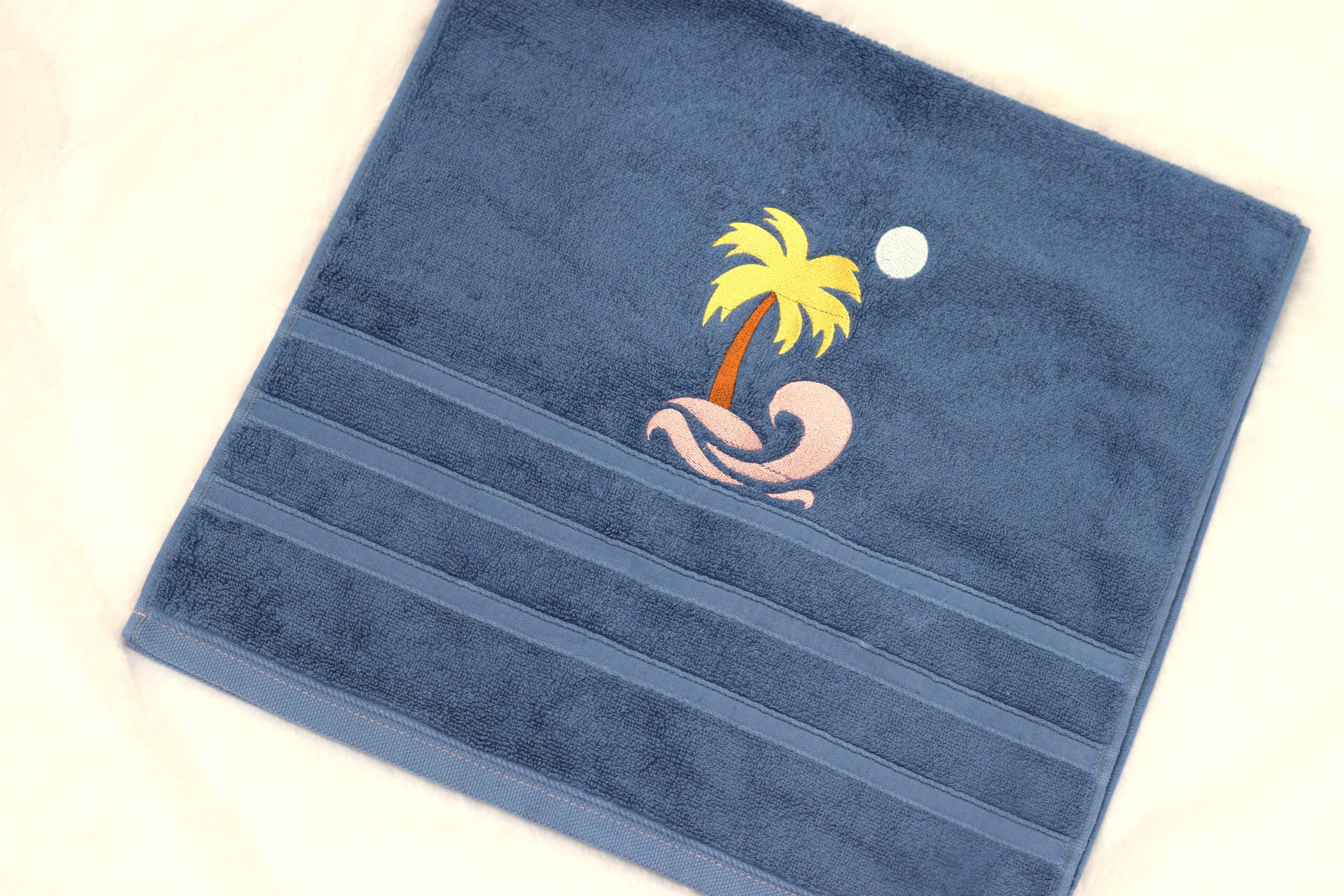 Blue Palm Beach Embroidered Turkey Towel - Detail View - Embroidered - Nushio