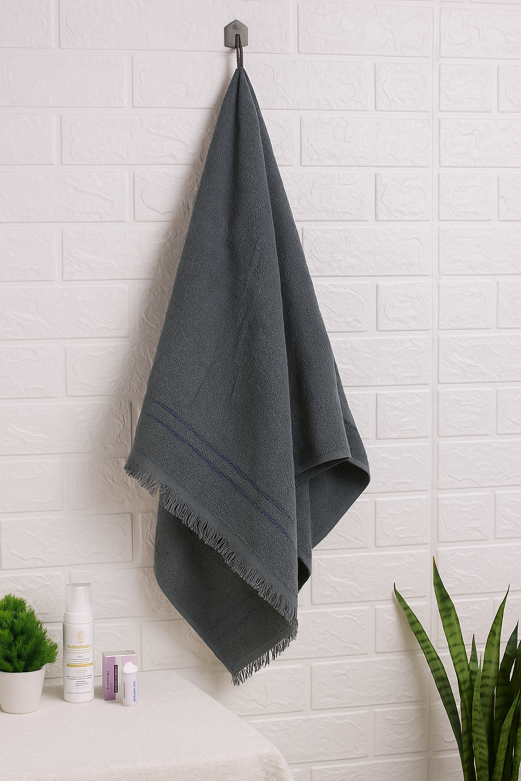 Set of 2 Absorbent Microfiber Hand Towels with Fringed Edges